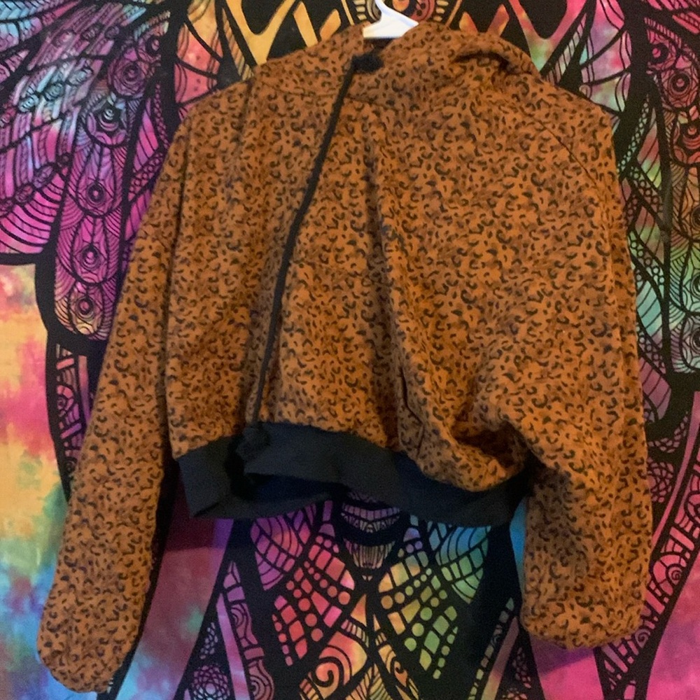 Levi cheetah print size small